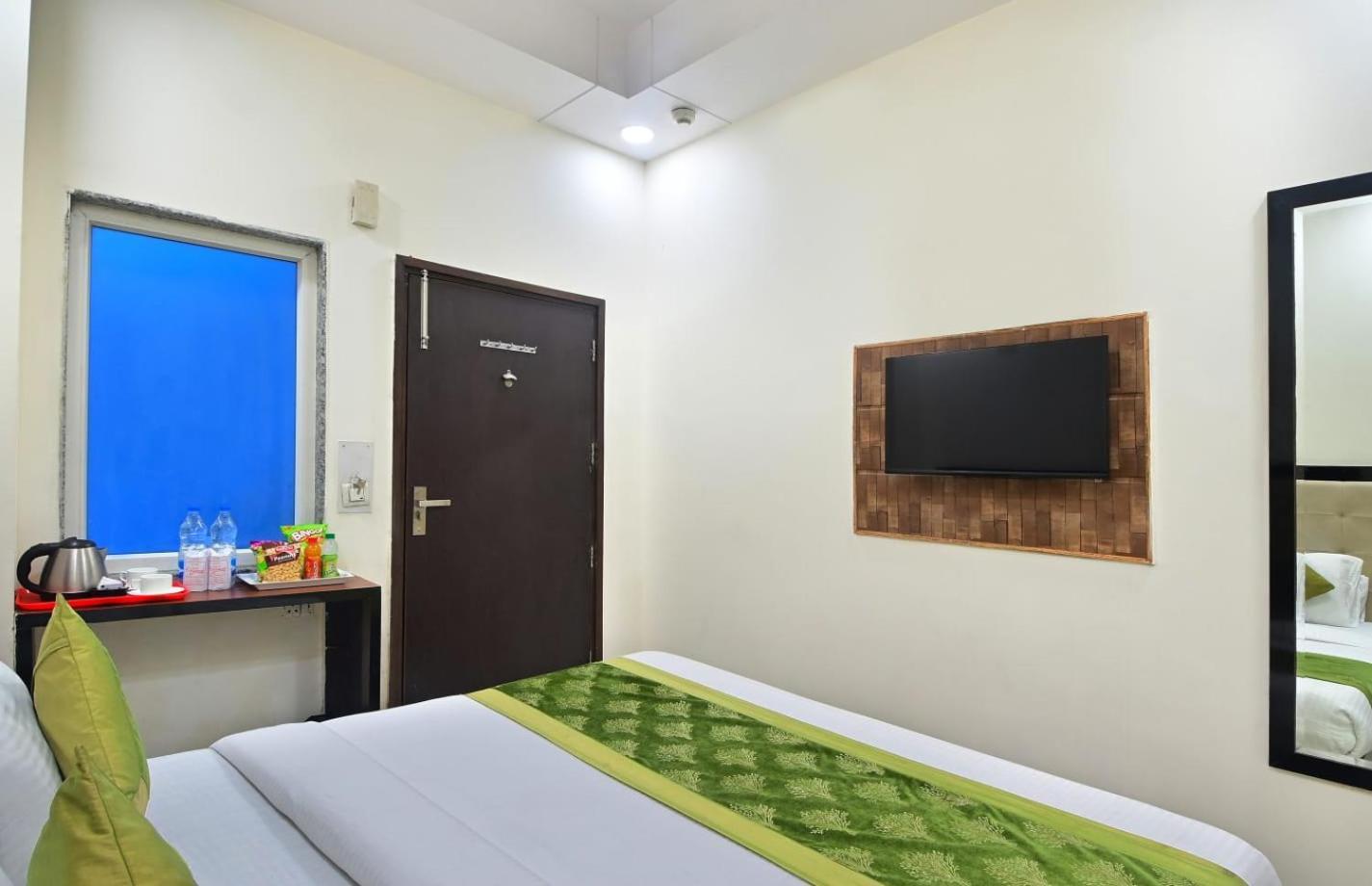 Hotel Emporio View - New Delhi Railway Station - Paharganj Kültér fotó
