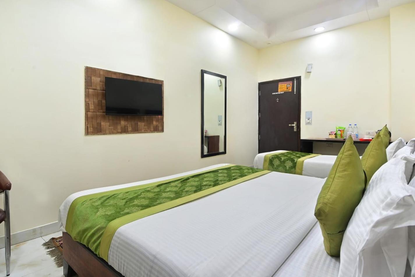 Hotel Emporio View - New Delhi Railway Station - Paharganj Kültér fotó
