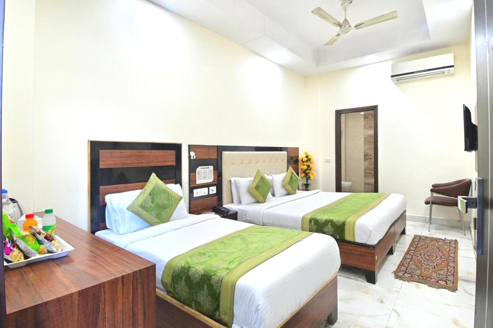 Hotel Emporio View - New Delhi Railway Station - Paharganj Kültér fotó