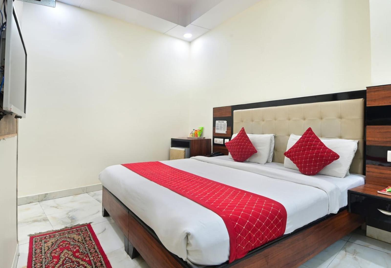 Hotel Emporio View - New Delhi Railway Station - Paharganj Kültér fotó